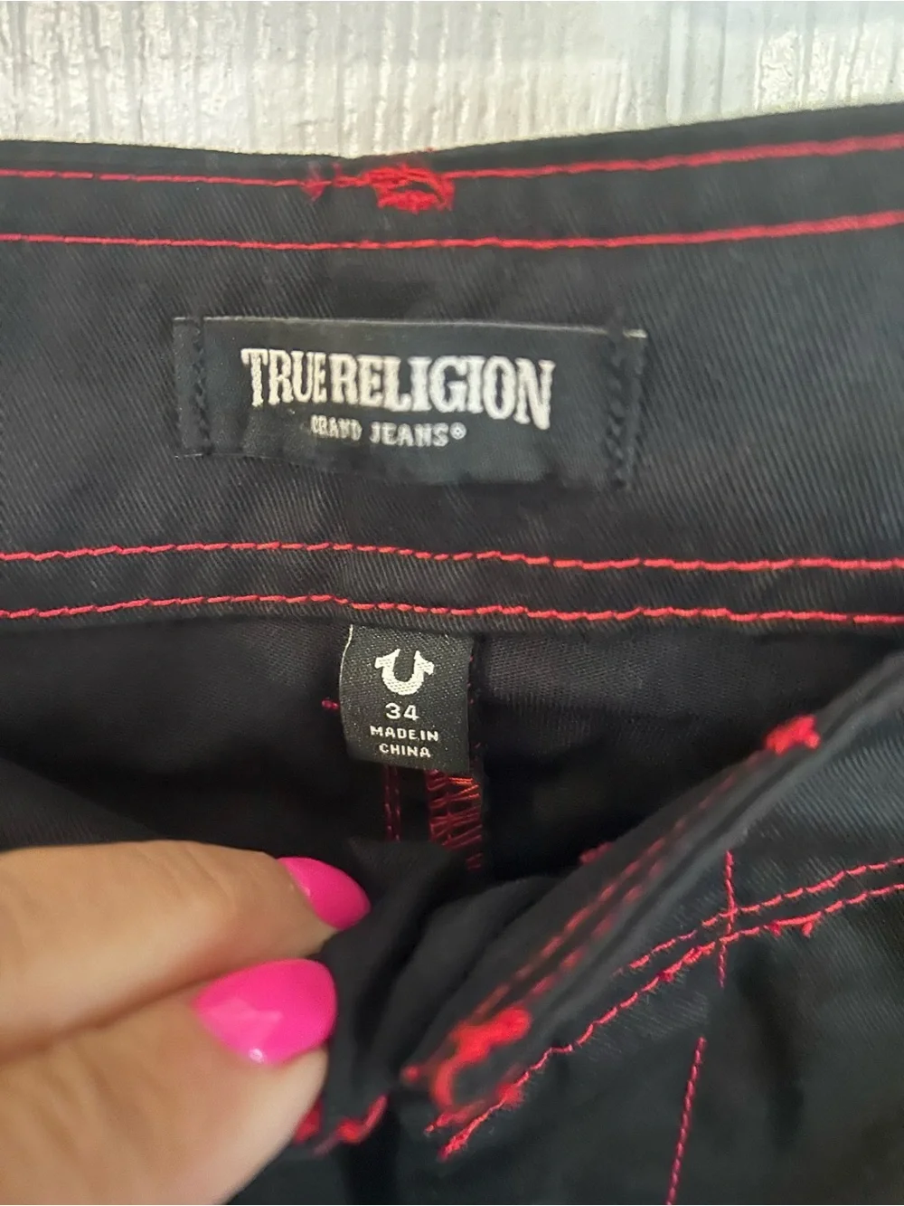 NWT Men’s True Religion Black Cargo Pants with Red Stitching